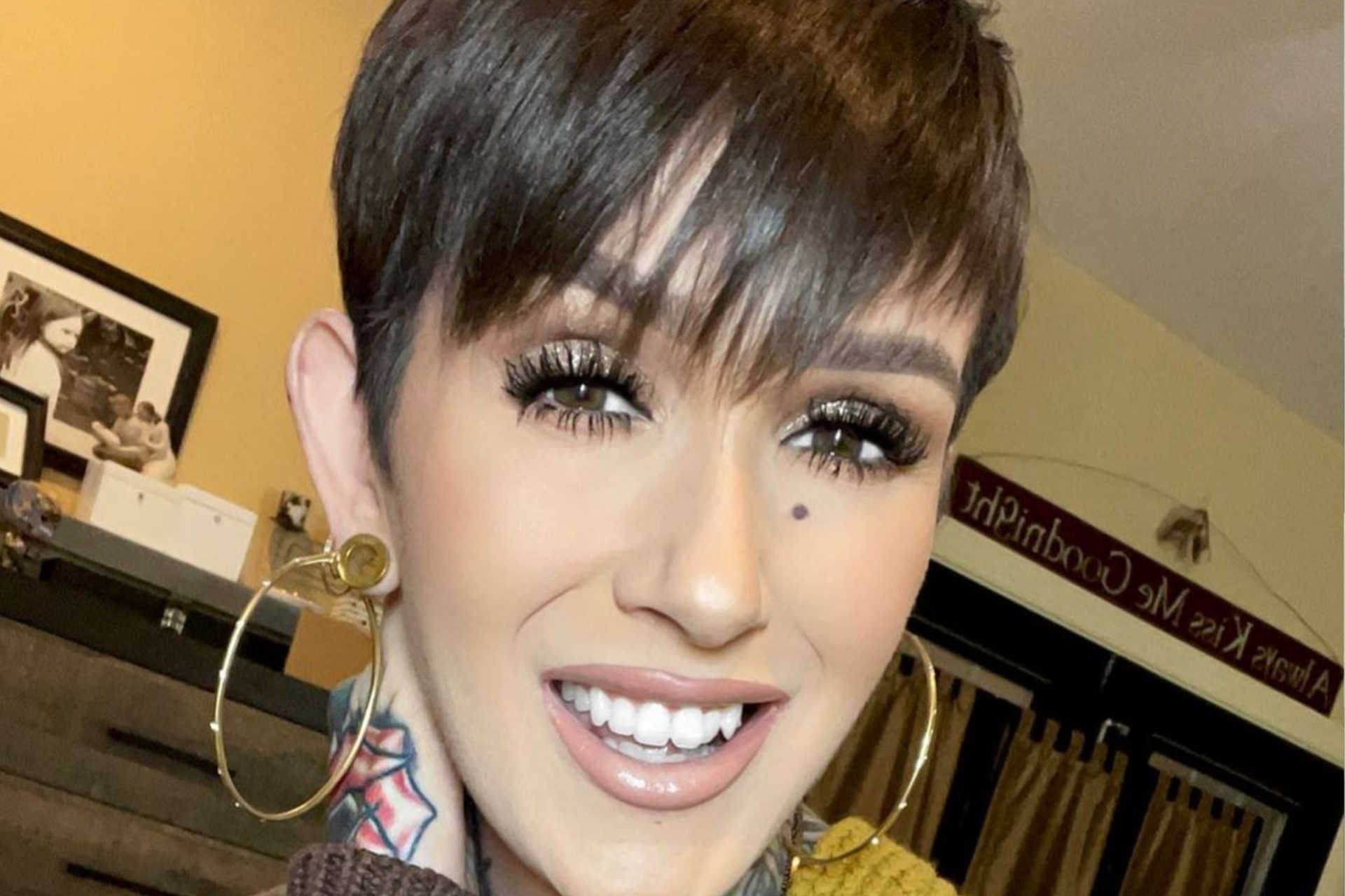 A trágica morte da youtuber Mel Thompson, aos 35 anos